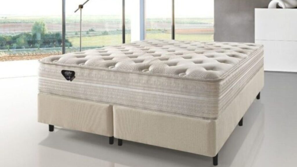 Conjunto Box Queen Audaz Molas Ensacadas High Power: Conforto Incomparável Móveis Bom Jesus Conjunto Box Queen Audaz Molas Ensacadas High Power: Conforto Incomparável