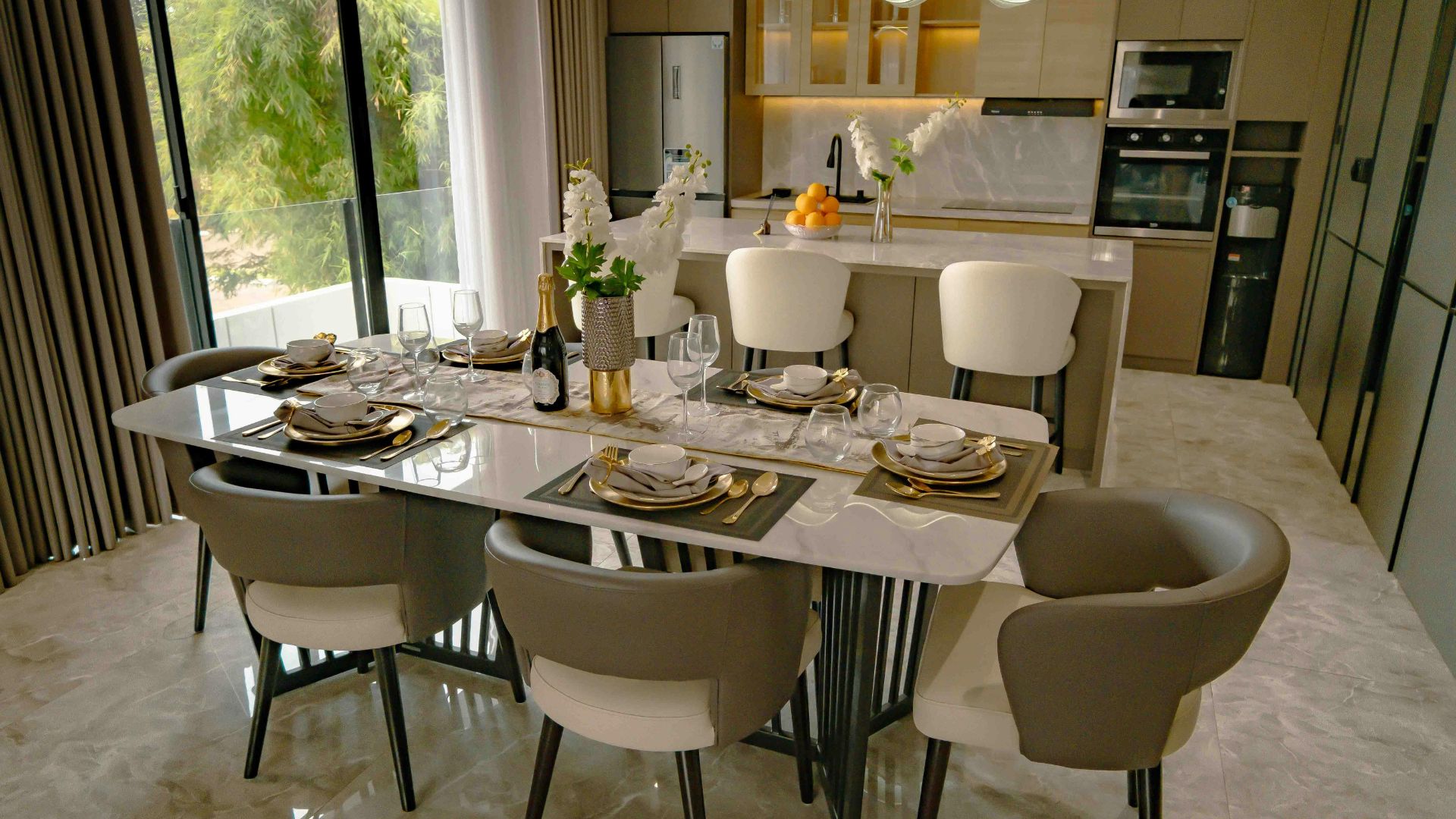Descubra os melhores móveis de design assinado em Ribeirão Preto. Estilo, qualidade e exclusividade para sua casa.
